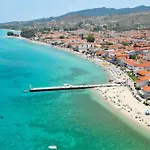 Apartman Theia In *