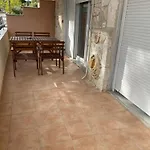 Theia In Apartament