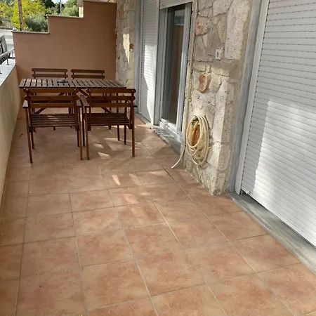 Theia In Appartement